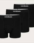 Boxershorts im 3er-Pack – schwarze Trunks mit elastischem Bund und weißem Logo, bequeme Unterwäsche aus weicher Baumwollmischung für täglichen Komfort.