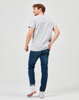Premium T-Shirt aus 280 GSM Bio-Baumwolle in Grau Melange. Hochwertiges, umweltfreundliches Basic-Shirt mit Rundhalsausschnitt, ideal für lässige Alltagsoutfits.