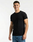 Schwarzes Herren T-Shirt kurzarm mit Rundhalsausschnitt  – schlichtes Basic Shirt aus BioBaumwolle, einfarbig schwarz.