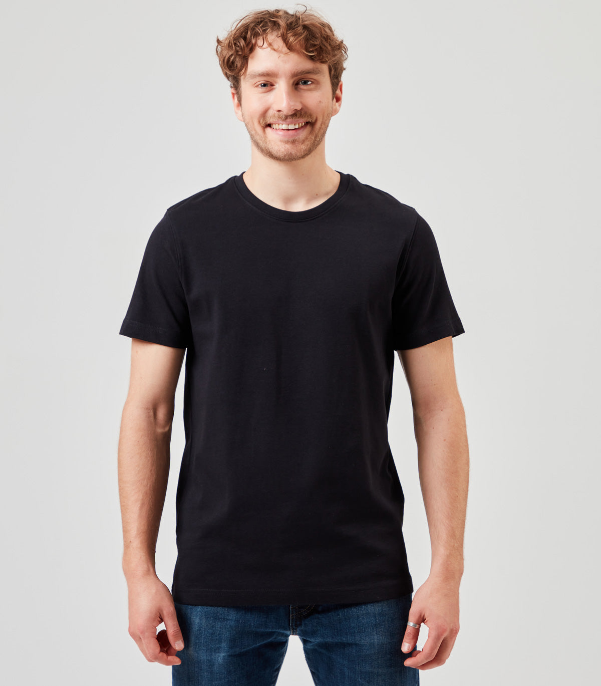 Heavy Jersey Premium T-Shirt -Black – COREBASE